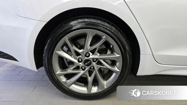 Genesis The New G70 id 3940014 из Кореи 15