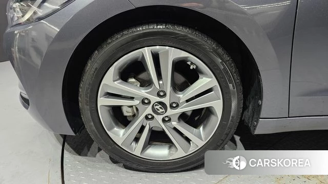 Hyundai Avante AD id 4311003 из Кореи 25