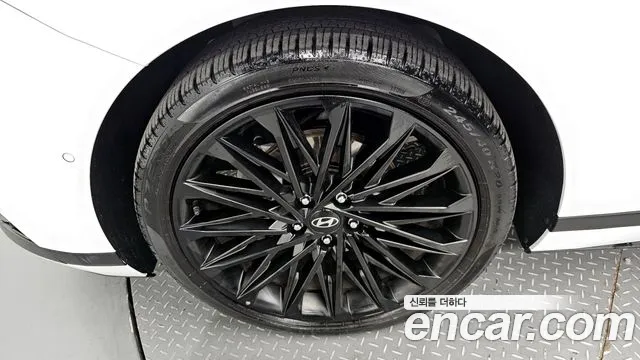 Hyundai Grandeur Hybrid (GN7) id 2686602 из Кореи 15