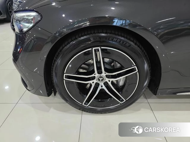 Mercedes-Benz E-Class W214 id 4862577 из Кореи 14