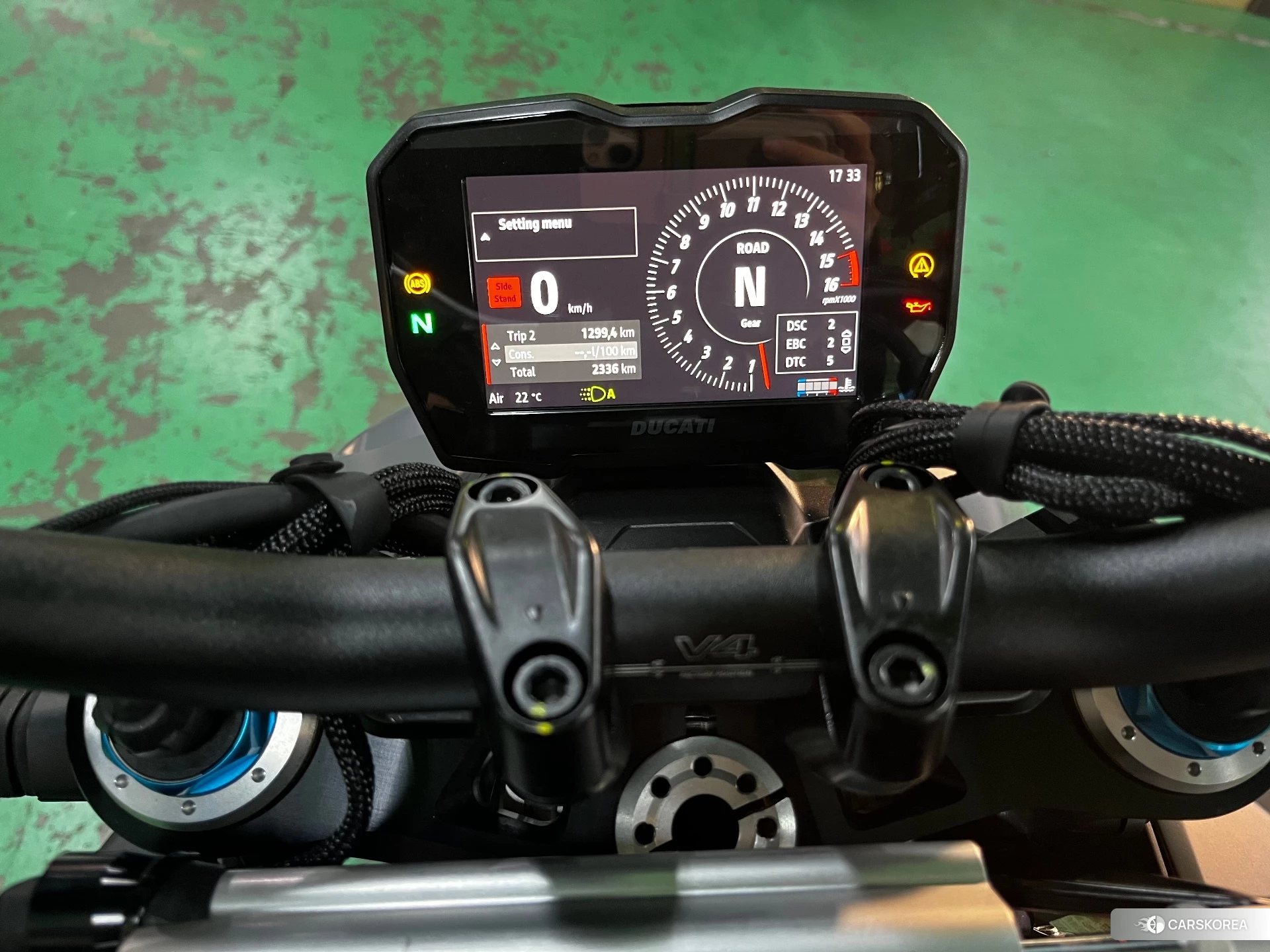 Ducati STREETFIGHTER V4 S id 4191897 из Японии 6