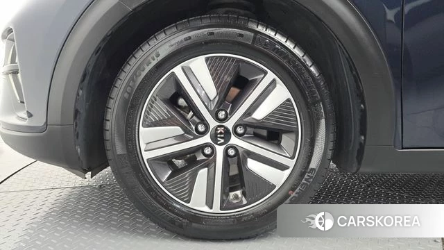 Kia The New Niro id 4604983 из Кореи 25