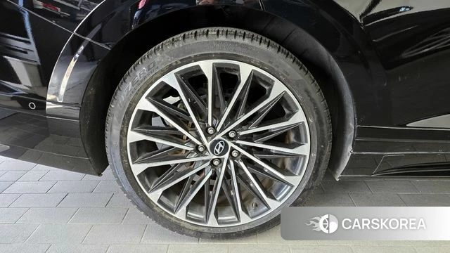 Hyundai Grandeur (GN7) id 4201698 из Кореи 29