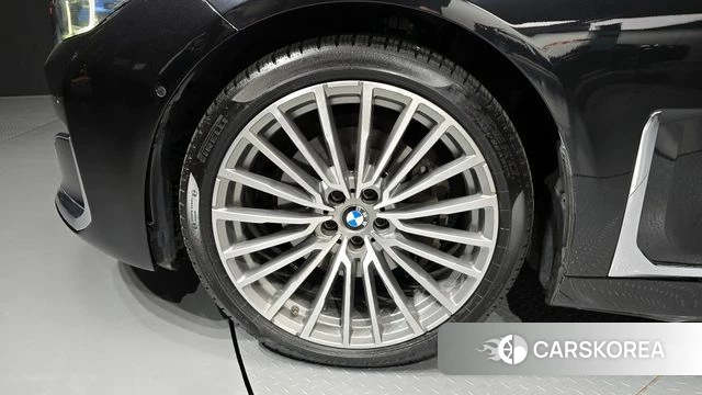 BMW 7 Series (G11) id 3807167 из Кореи 15