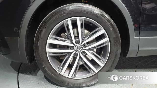 Volkswagen Tiguan Allspace id 4854550 из Кореи 28