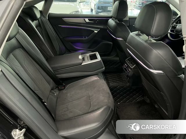 Audi A7L 2023 Черный из Китая, фото 5