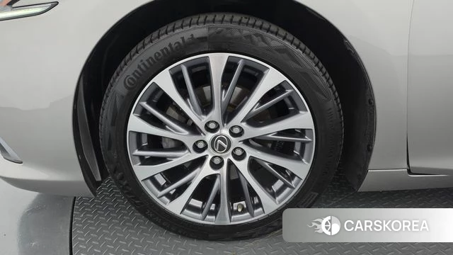 Lexus ES300h 7th generation id 4794722 из Кореи 34