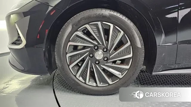 Hyundai Sonata Hybrid (DN8) id 3193207 из Кореи 15