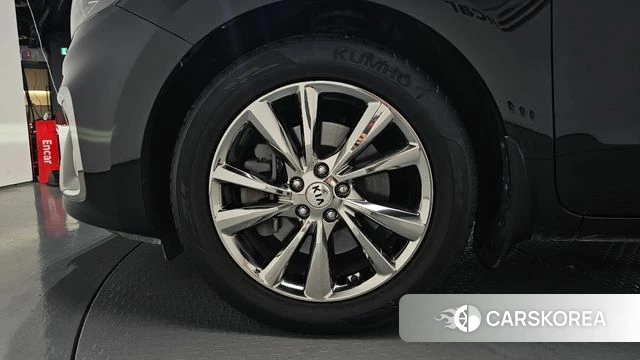 Kia The New Carnival id 4596145 из Кореи 29