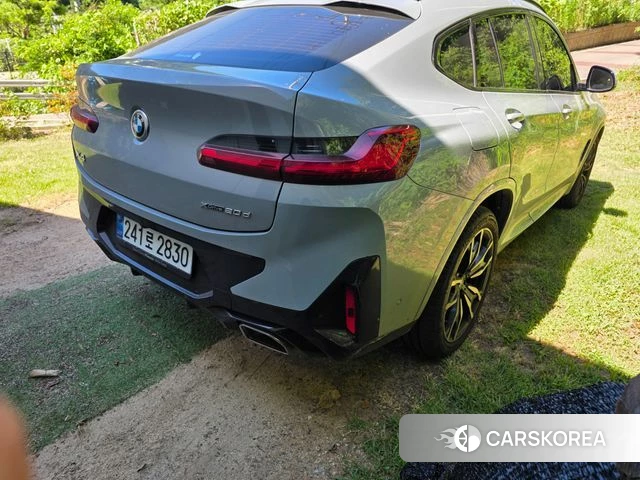 BMW X4 (G02) 2025 Светло-серебряный цвет из Кореи, фото 5