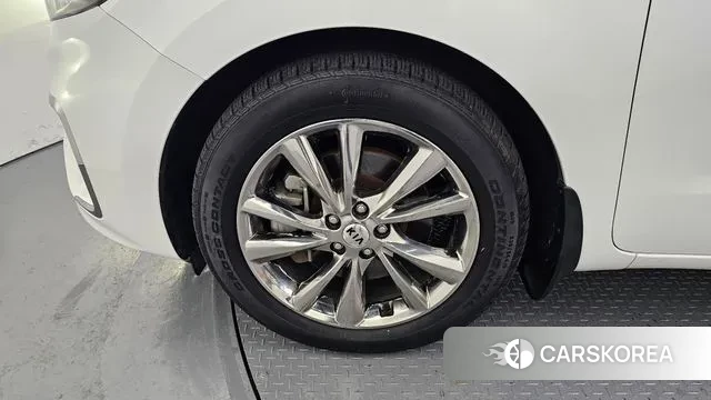 Kia The New Carnival id 3429150 из Кореи 15