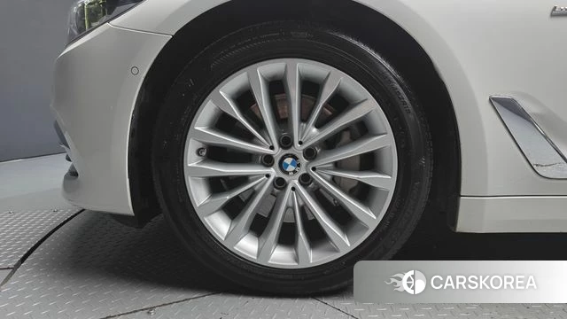 BMW 5 Series (G30) id 4746868 из Кореи 29