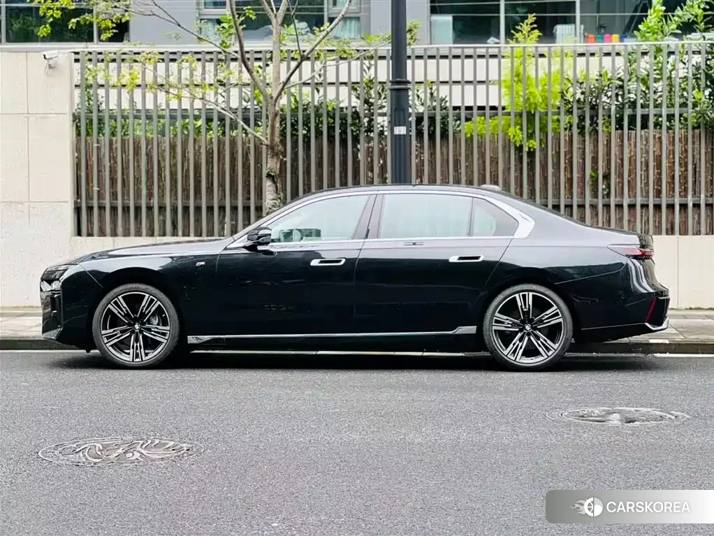 BMW 7 series id 4559608 из Китая 18