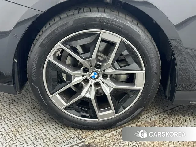 BMW 5 Series (G60) id 3431629 из Кореи 15