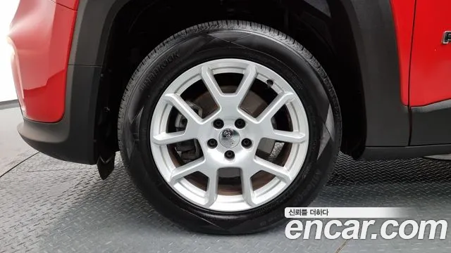 Jeep Renegade id 2436175 из Кореи 15