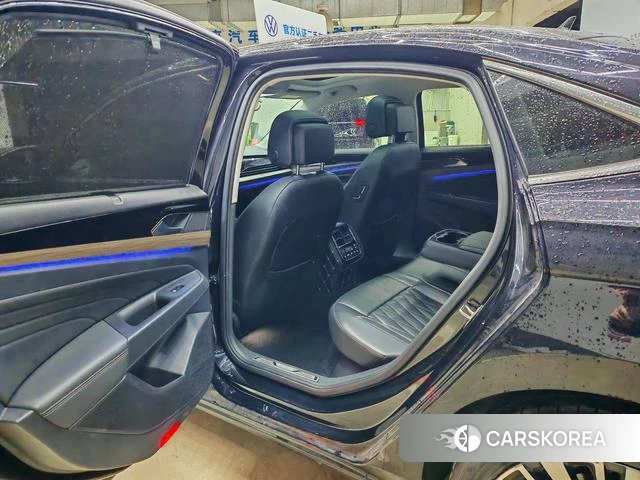 Volkswagen Passat id 3857841 из Китая 10