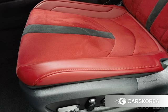 Lexus UX id 4254255 из Китая 19