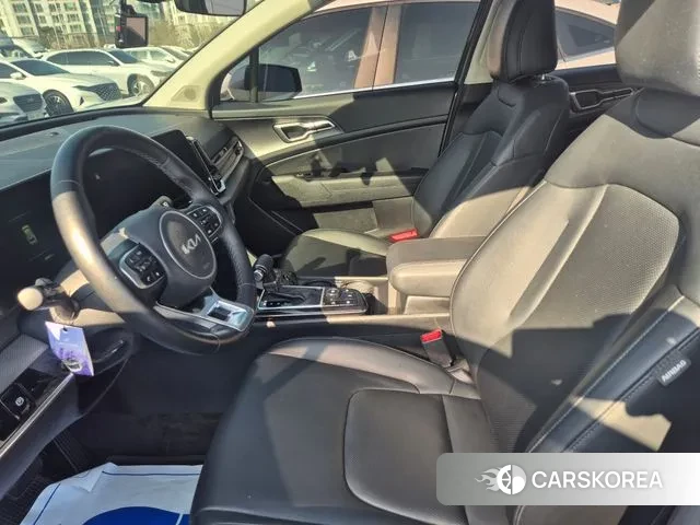 Kia Sportage 5th Generation 2022 Серебристо-серый из Кореи, фото 5