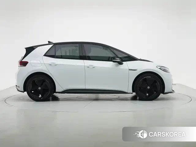 Volkswagen ID.3 id 4634762 из Китая 7