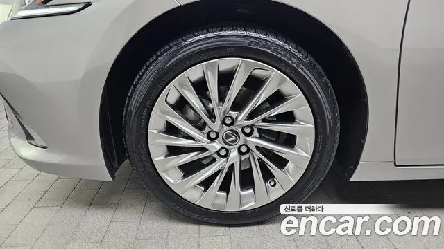 Lexus ES300h 7th generation id 2868886 из Кореи 15