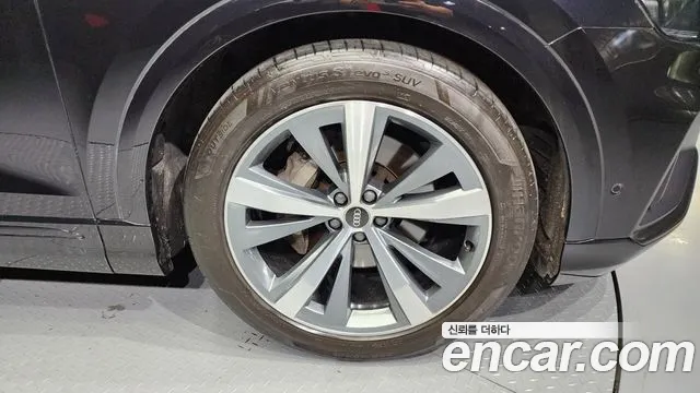 Audi Q8 (4M) id 2688162 из Кореи 15