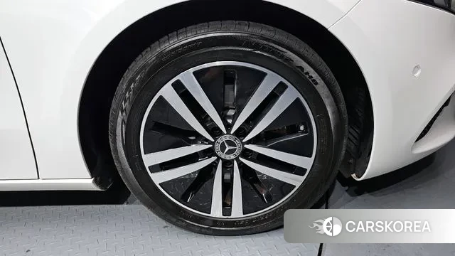 Mercedes-Benz A-Class W177 id 2975983 из Кореи 15