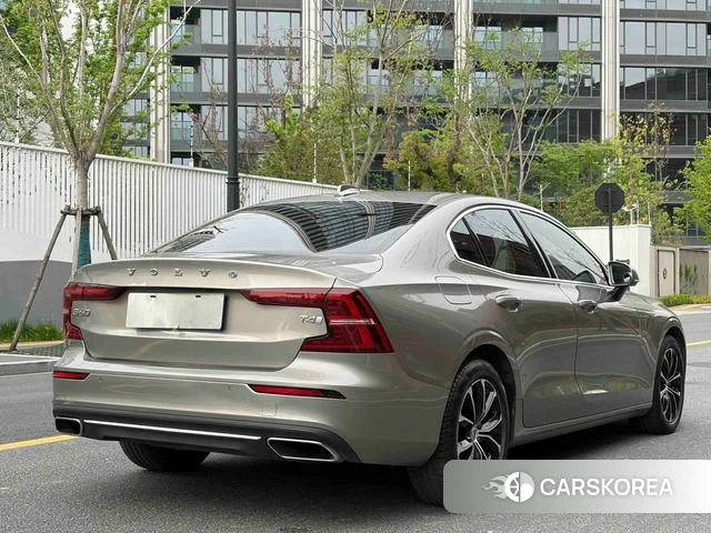 Volvo S60 id 4212754 из Китая 13