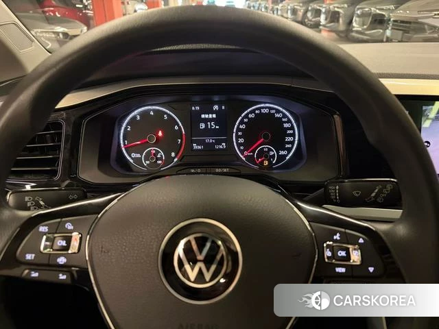 Volkswagen Polo 2022 Белый из Китая, фото 5