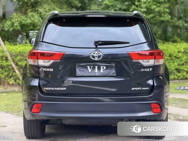 Toyota Highlander id 4328538 из Китая 8