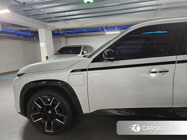 BMW XM (G09) 2023 Белый из Кореи, фото 6