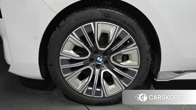 BMW 7 Series (G70) id 4613363 из Кореи 29