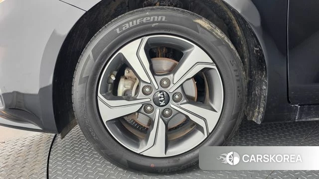 Kia Come New K3 id 4873354 из Кореи 27
