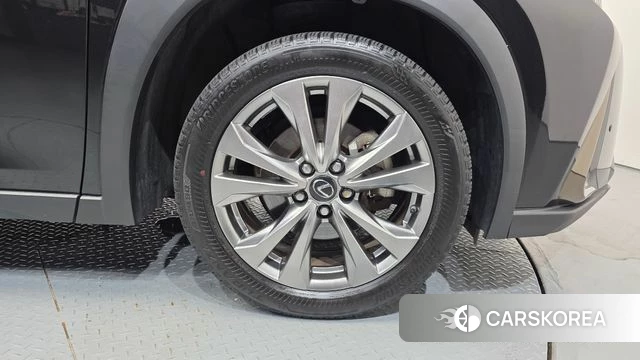 Lexus UX250h id 4698097 из Кореи 25
