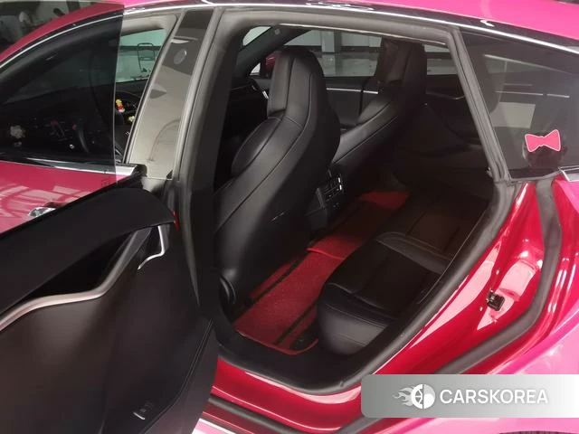 Tesla Model S id 4240268 из Китая 16