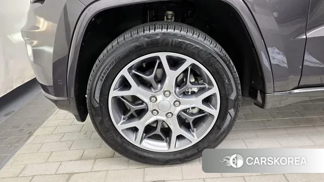 Jeep Grand Cherokee id 3551328 из Кореи 15