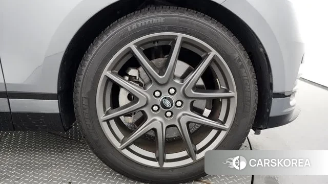 Land Rover Range Rover Velar id 2899902 из Кореи 15