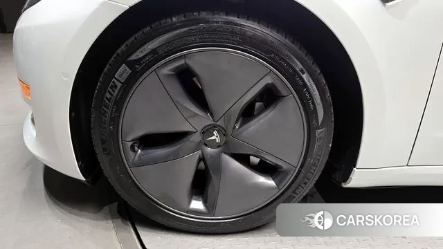 Tesla Model 3 id 3238172 из Кореи 15