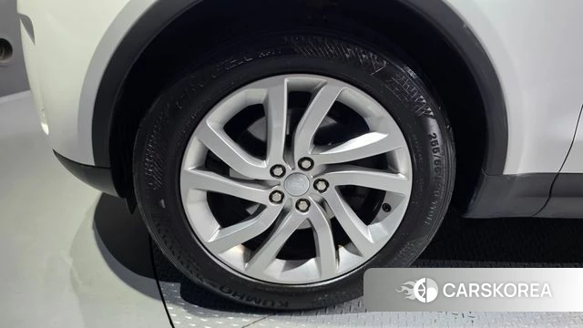 Land Rover Discovery 5 id 4647745 из Кореи 31