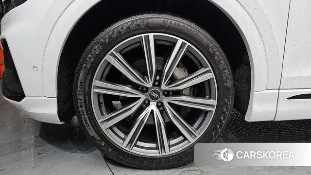 Audi Q8 (4M) id 2397926 из Кореи 15