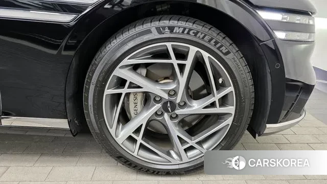 Genesis G90 (RS4) id 3458392 из Кореи 15