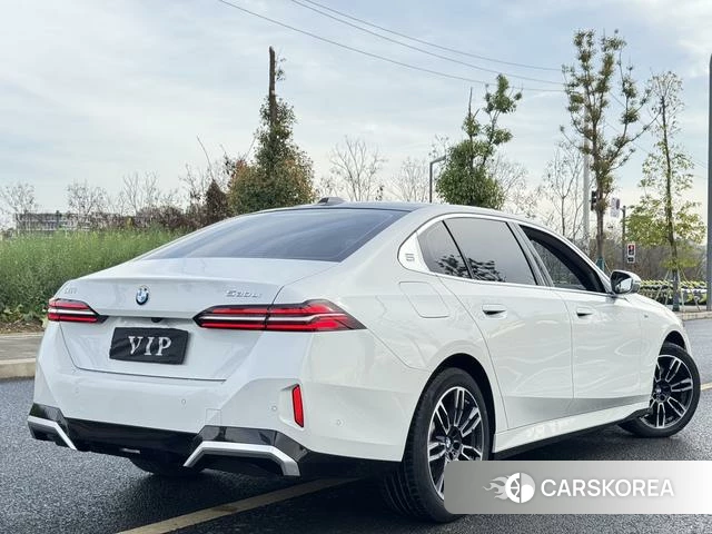 BMW 5 series id 3908507 из Китая 6