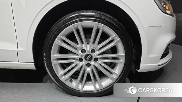 Audi New A3 id 3801563 из Кореи 15