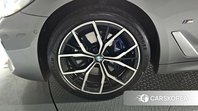 BMW 5 Series (G30) id 4281047 из Кореи 15