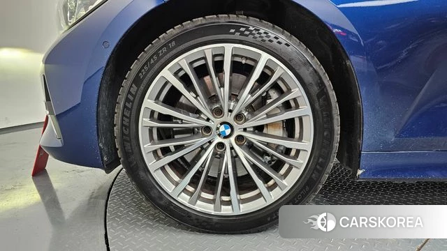 BMW 3 Series (G20) id 4562857 из Кореи 29