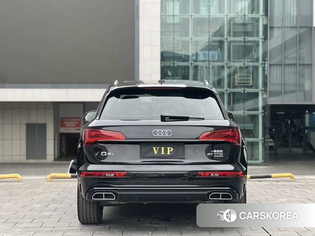 Audi Q5L 2023 Черный из Китая, фото 5