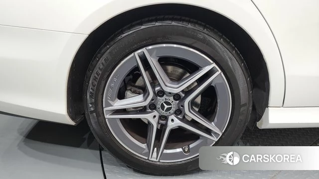 Mercedes-Benz E-Class W213 id 3841743 из Кореи 15