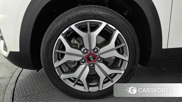 Kia Seltos id 4384236 из Кореи 15