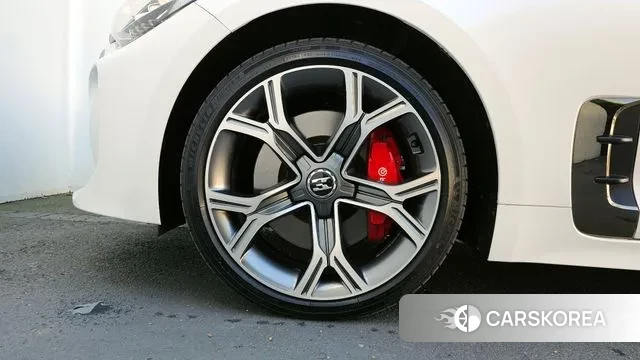 Kia Stinger id 3254011 из Кореи 15