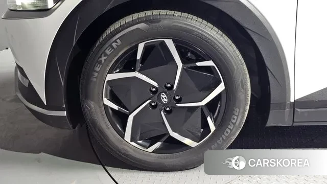 Hyundai Ionic 5 id 3740896 из Кореи 15