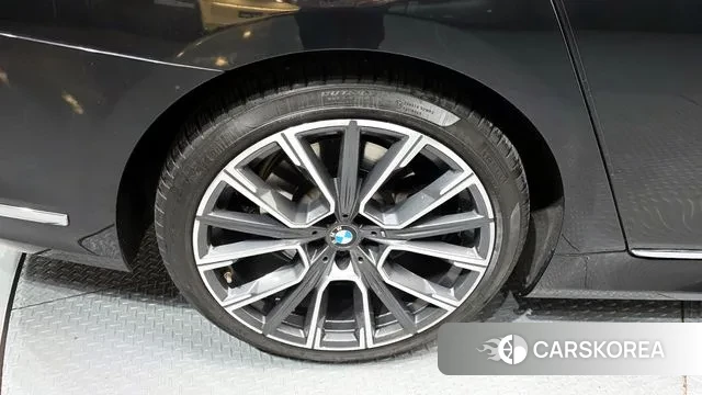 BMW 7 Series (G11) id 3504675 из Кореи 15